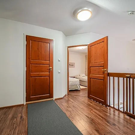 Alte Dali Ski-in Ski-out By Aavalevi